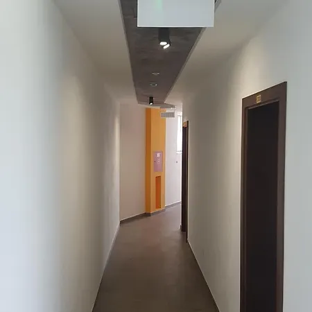 Rez Vandrarhem Cazin